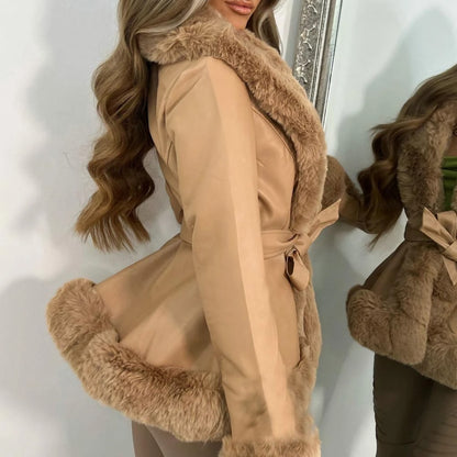 Clara™ | LuxFell Gürteljacke