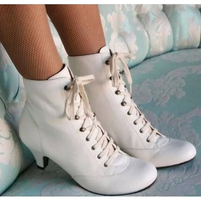 Chloe™ | Viktorianische Schnür-Stiefel