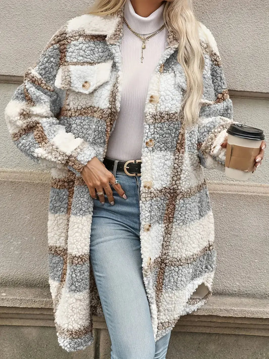 Livia™ | Plaid Sherpa Mantel